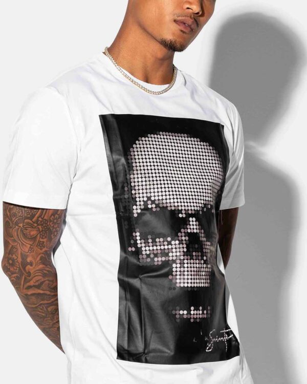 sainte pixel skull tshirt image