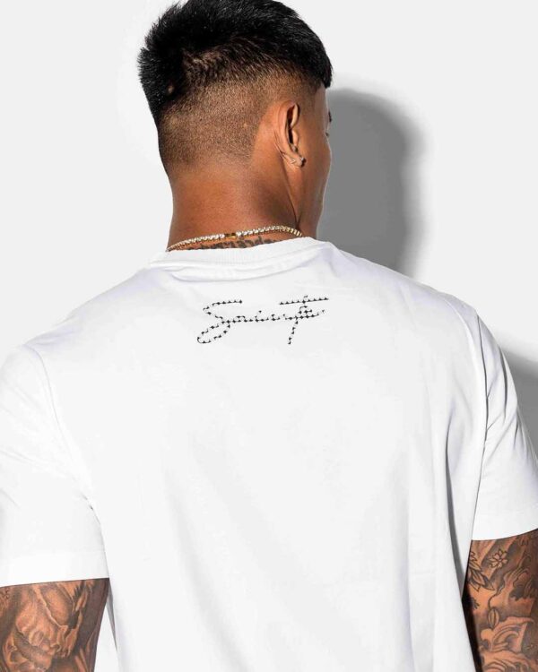 sainte pixel skull tshirt image