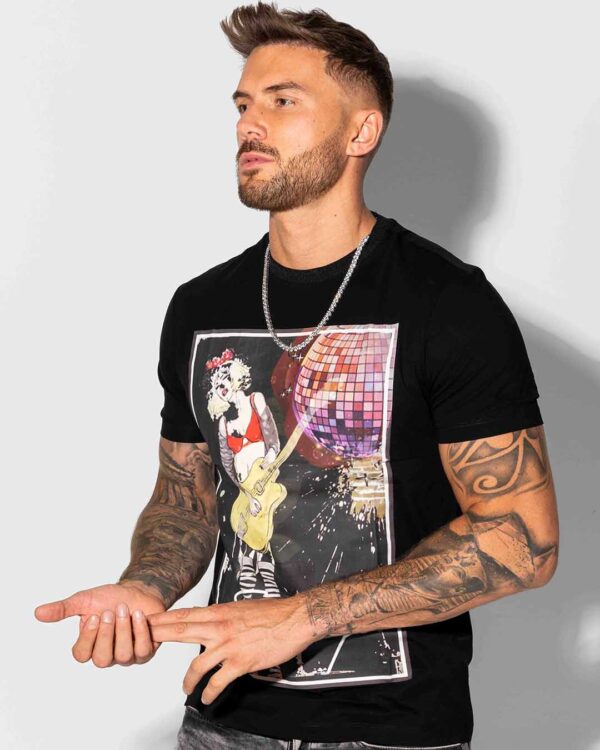 sainte street girl tshirt image